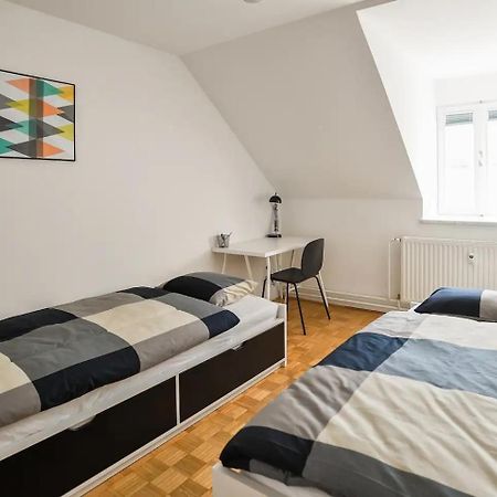 Strict City Apartments Любляна Екстер'єр фото