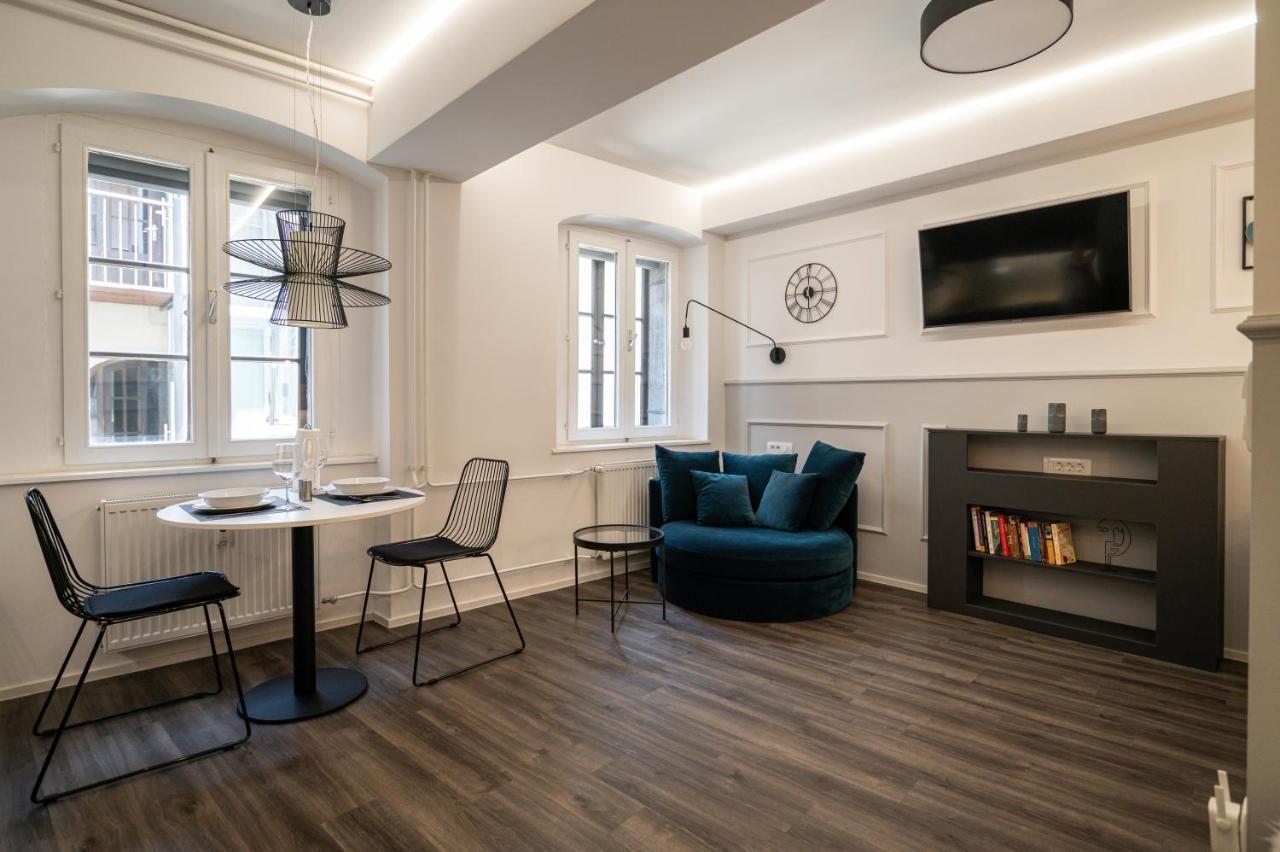 Strict City Apartments Любляна Екстер'єр фото