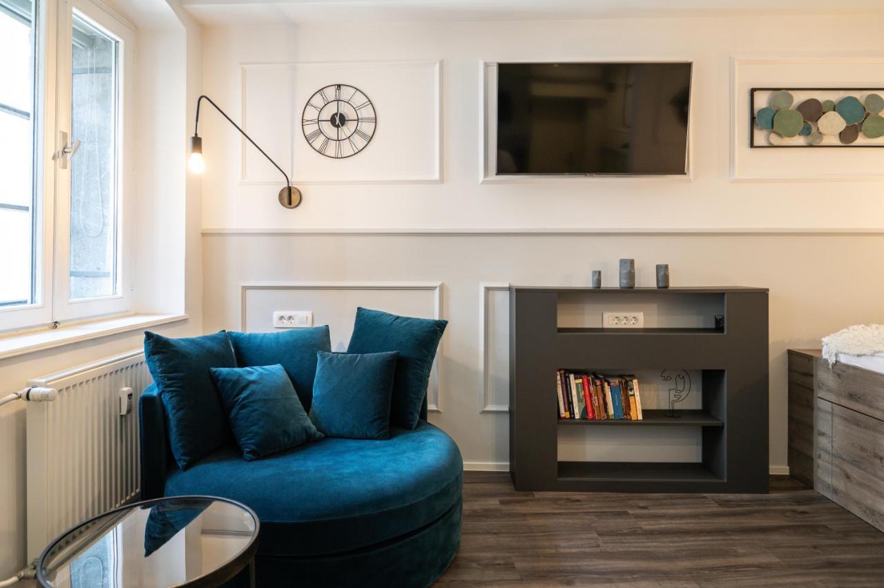 Strict City Apartments Любляна Екстер'єр фото