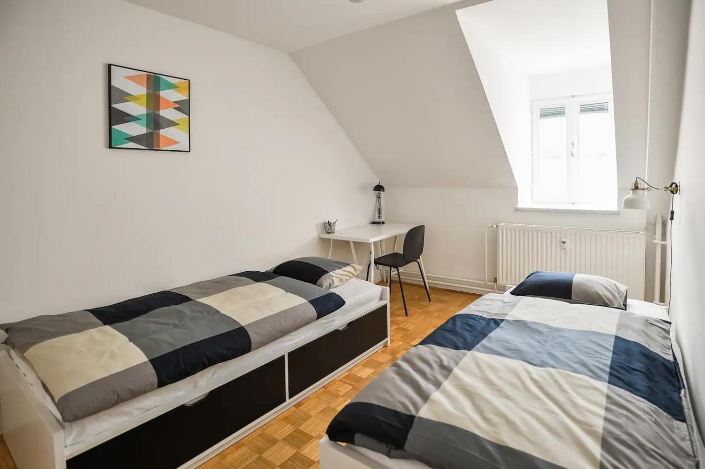 Strict City Apartments Любляна Екстер'єр фото